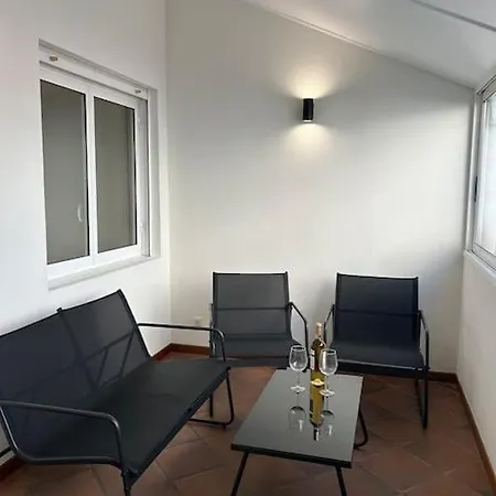 Appartamento Centrico Con Terraza Integrada *